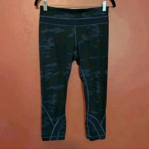 Lululemon Run Inspire Crop II *All Full-On Luxtreme